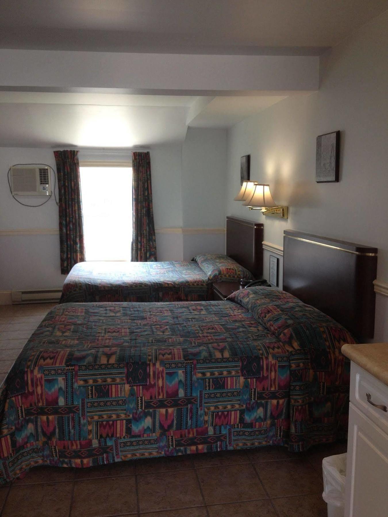 דיגבי Shoreline Suites מראה חיצוני תמונה