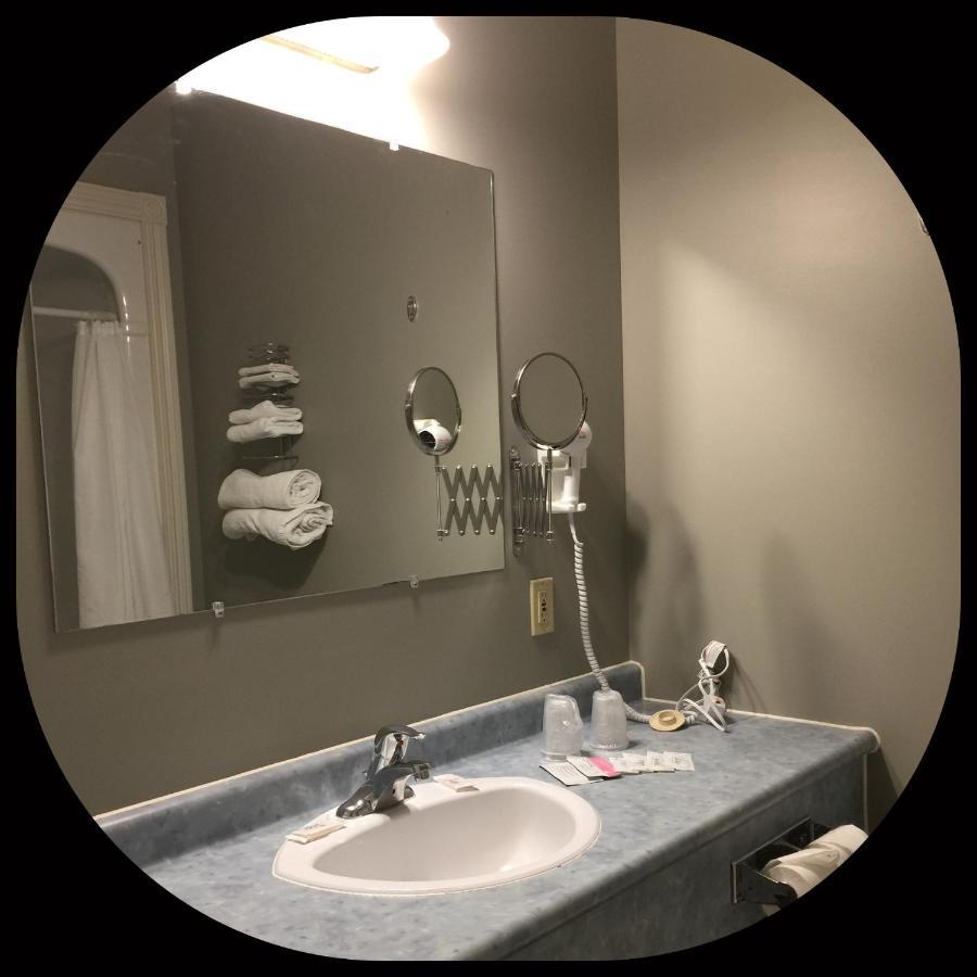 דיגבי Shoreline Suites מראה חיצוני תמונה
